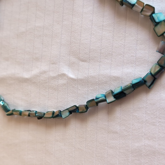 Beaded Fashion Necklace - Picture 4 of 9